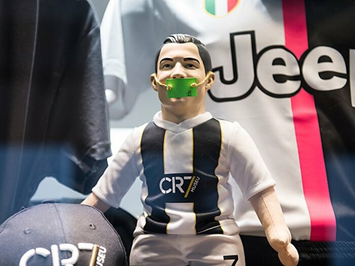 クリロナがコロナ陽性、“ナポリ試合放棄事件”が大モメ　どうなる感染急増セリエA＜Number Web＞ photograph by Getty Images