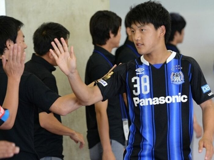 「内心、腐っていた。試合後にカップ麺を食べたり…」堂安律が後悔する“甘すぎな17~18歳の暗黒時代”「敵は自分なんだ、と今になって」<Number Web> photograph by J.LEAGUE