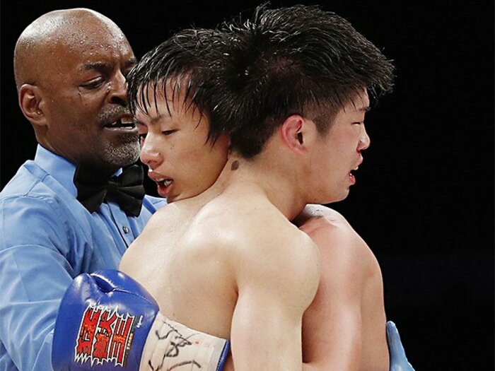 勝った田中恒成と、敗れた田口良一。両者はこの激戦で何を手にしたのか。<Number Web> photograph by Kyodo News