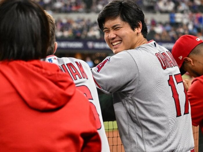 大谷翔平とエンゼルス“本当の関係性”「久々にみんなの顔を見て…」「救われてます」メジャー6年間の取材で記者が感じた“深いチーム愛”の話<Number Web> photograph by Nanae Suzuki