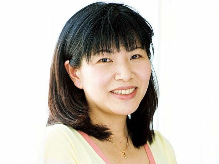 <食べる順番を意識して痩せた!> 編集者・佐々木由美 「酒好き、早食い、深夜食でも成功!」<Number Web> photograph by Miki Fukano