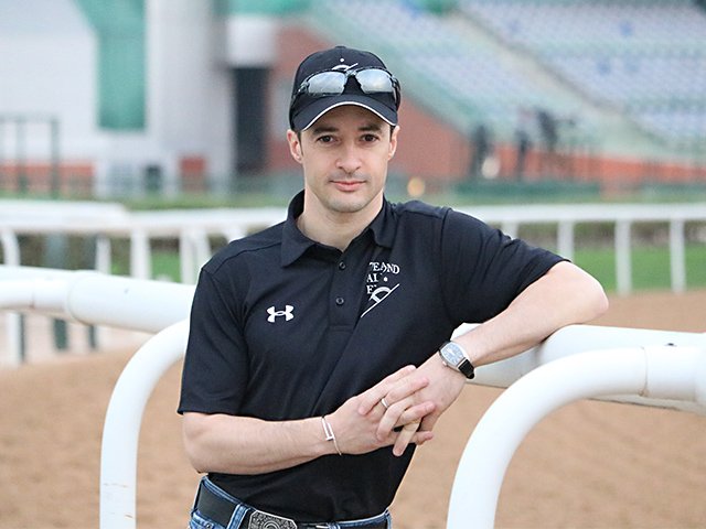 絶対女王、いよいよドバイ出陣。ルメール「アーモンドアイは特別」 - 競馬 - Number Web - ナンバー