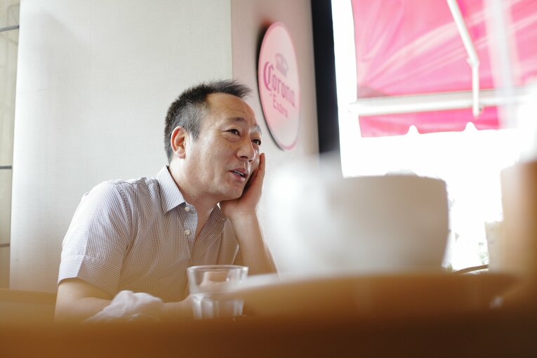 盛田夫妻の出会いのきっかけを作った高木豊　©Tamon Matsuzono