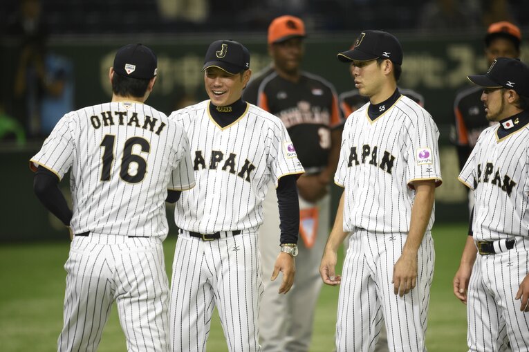 侍ジャパン強化試合（2016年）©BUNGEISHUNJU