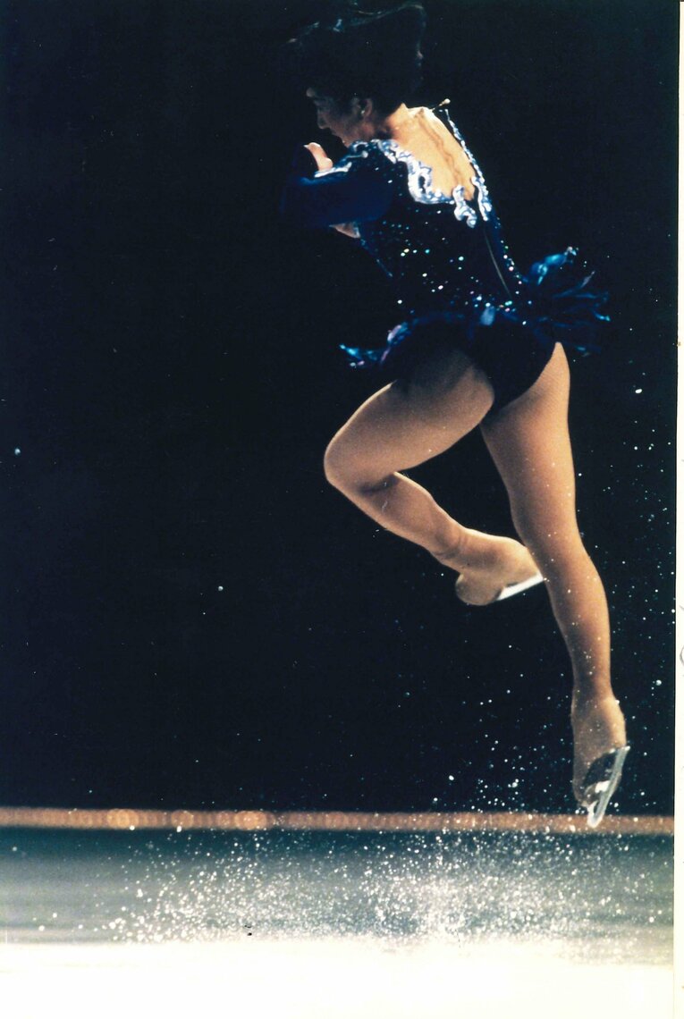 94年世界プロフィギュア選手権で跳んだトリプルアクセル　©Naoya Sanuki