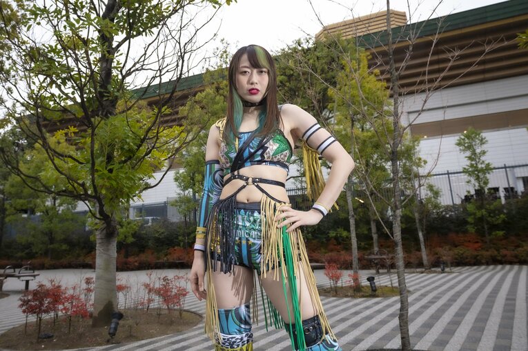 上谷沙弥「アイドルへの未練はなくなった」 元バイトAKBがスターダムで“本物のプロレスラー”になるまで《特別グラビア》(51)