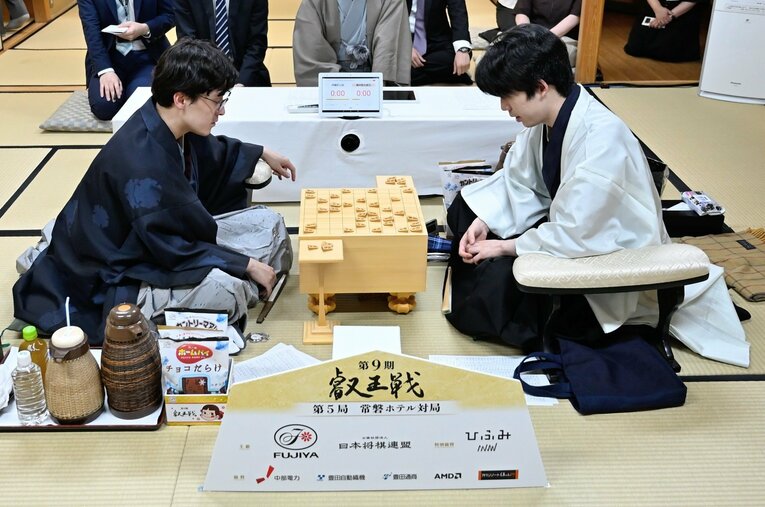 現在、叡王戦の主催は新聞社ではなく「不二家」になっている　©Keiji Ishikawa