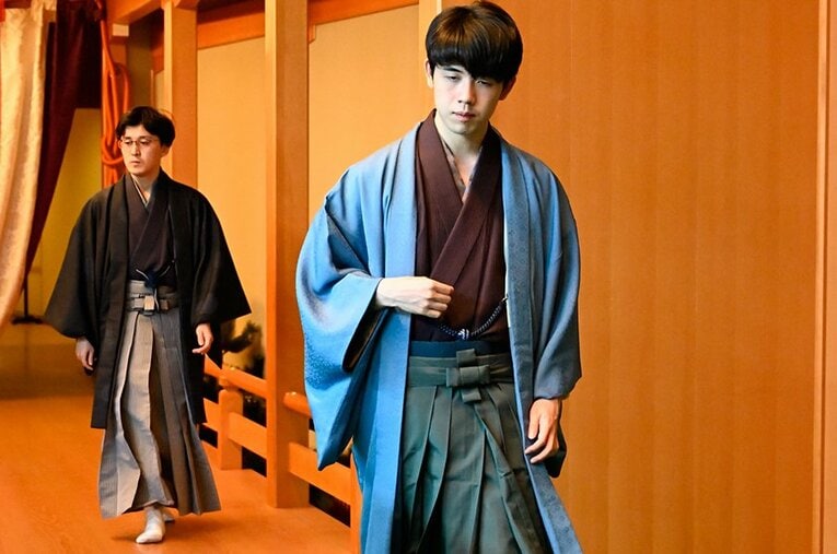 2023年の竜王戦第1局、伊藤匠七段相手に先勝を飾った藤井聡太竜王・名人　©Keiji Ishikawa