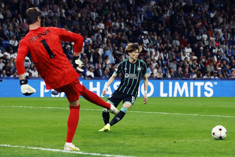 「キヨウゴ、マエダ、レオみんな…」W杯選出の前田大然、落選も古橋亨梧＆旗手怜央がレアル戦で奮闘… 少年サポとカメラマンが語った“愛”(14)