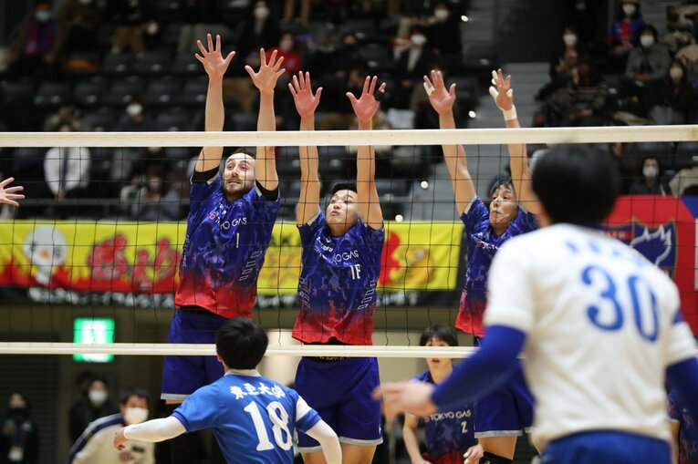 FC東京が「活動休止」を発表後、初の公式戦となった天皇杯ファイナルラウンド　©︎JVA