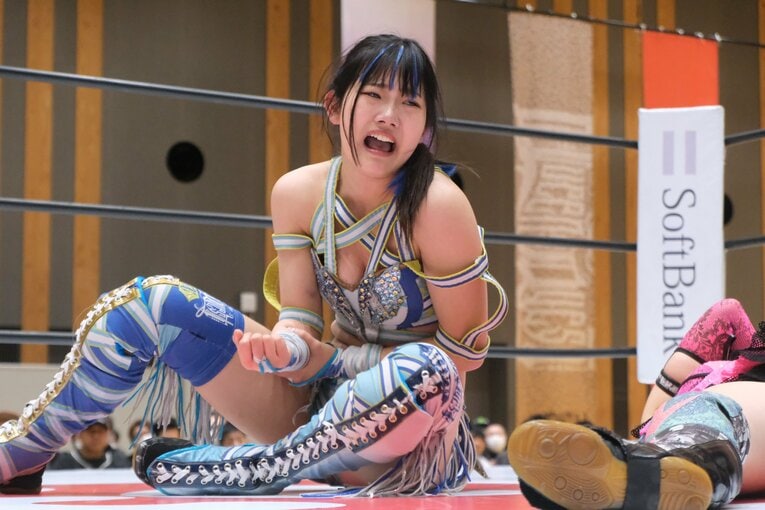 学級委員長も務めた「高校生レスラー」 吏南（17歳）がタイトル戦で見せた“肩書き以上の可能性”…来春の卒業後はプロレス専念へ(19)