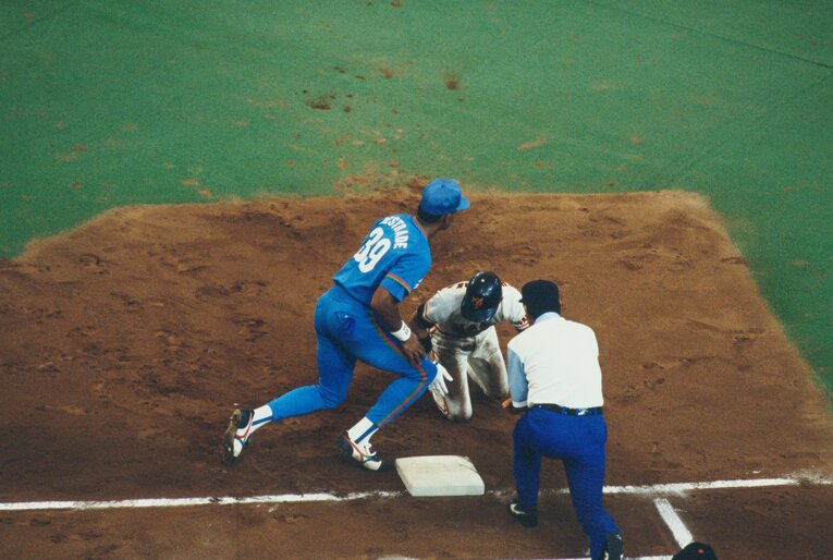 デストラーデ 1990 ©Masato Daito