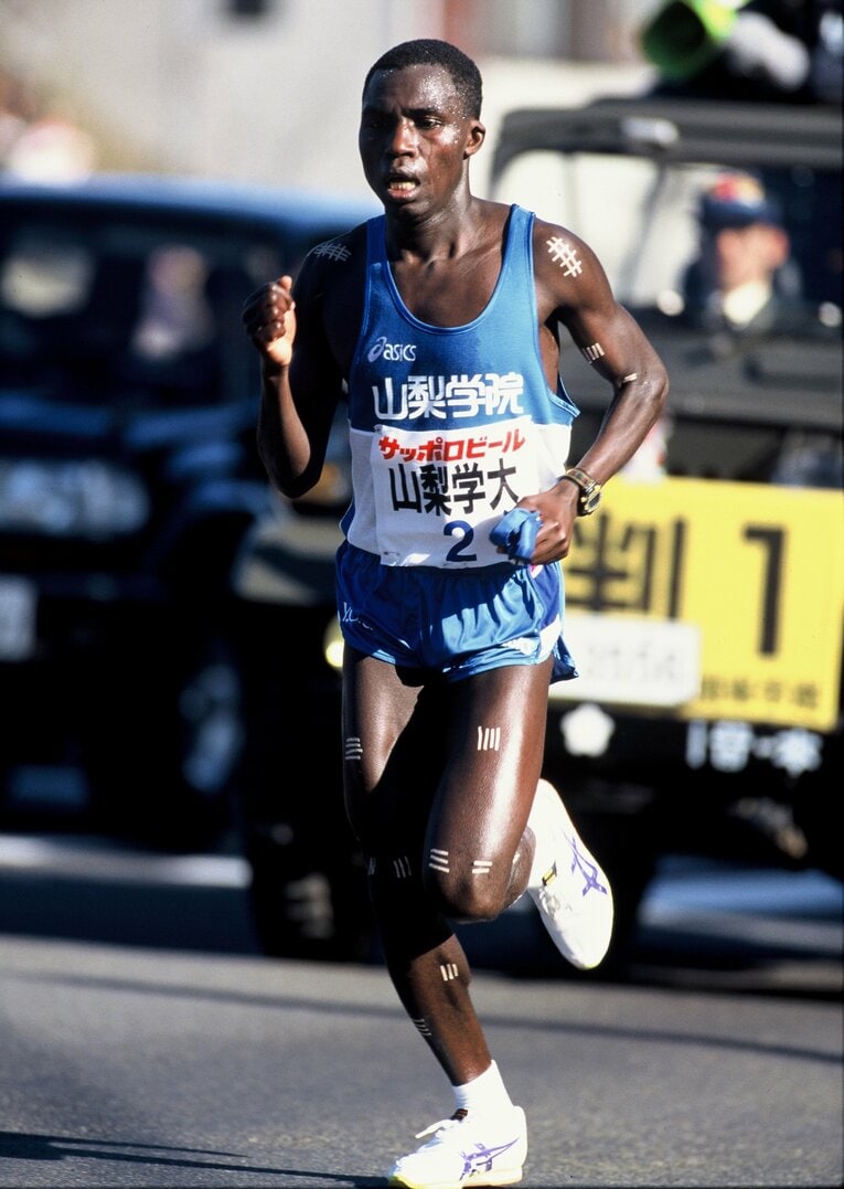 山梨学院大時代のステファン・マヤカ　©Number