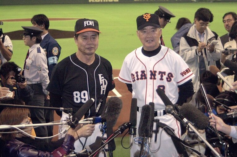 2000年の日本シリーズは王貞治監督と長嶋茂雄監督の「ONシリーズ」として日本列島を沸かせた ／ photograph by Kyodo News