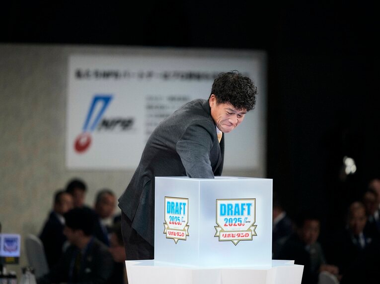 交渉権を獲得した城島CBO。今後「速攻」で交渉を行なっていくことになる　©Yuki Suenaga