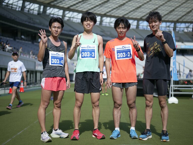 早稲田大学の現役＆OB。右から二番目が植田さん　©Yuki Suenaga