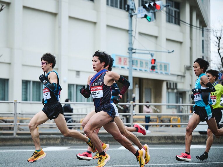 1区 ／ photograph by Yuki Suenaga