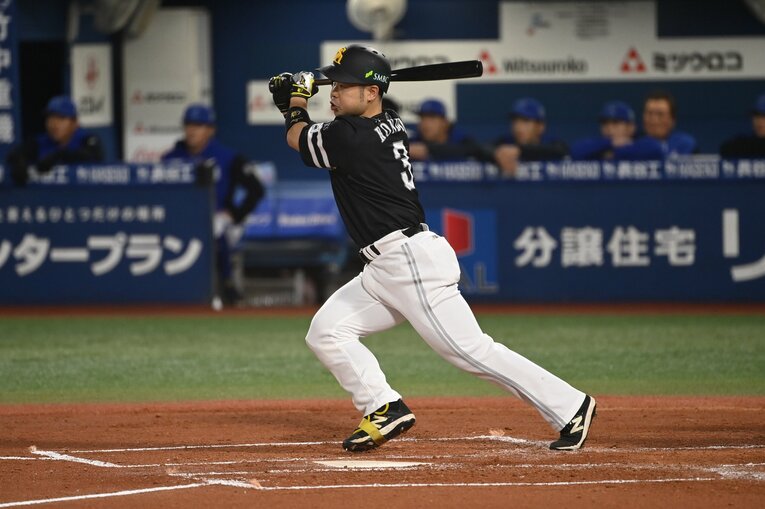 日本シリーズ第6戦、指名打者のない横浜でもレフトでスタメン出場した近藤健介が2安打するも…　©︎Naoya Sanuki