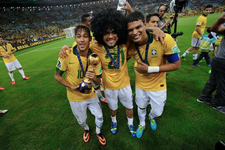 2013年コンフェデ杯でのネイマールとチアゴ・シウバら　©Takuya Sugiyama