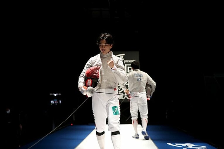 男子サーブル最年少優勝を果たした小久保真旺 ／ photograph by Japan Fencing Federation