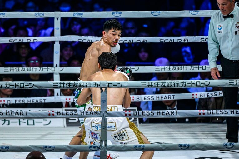 中谷潤人vs.ダビド・クエジャル。2月24日、有明アリーナ　©Takuya Sugiyama