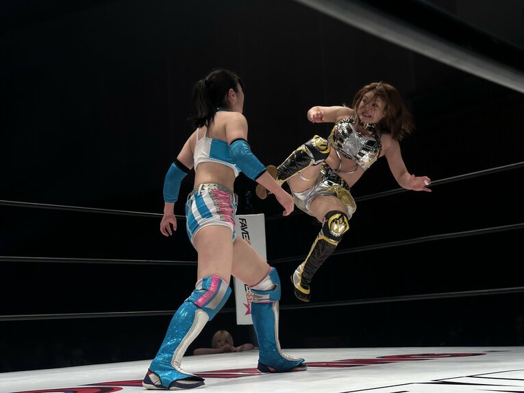 ウナギ・サヤカからのアドバイスで改善したドロップキック