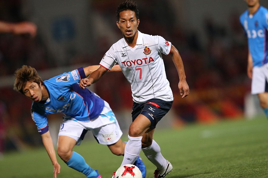 風間サッカーの代名詞は何が目的?名古屋のパスワークに潜む違和感。<Number Web> photograph by J.LEAGUE PHOTOS