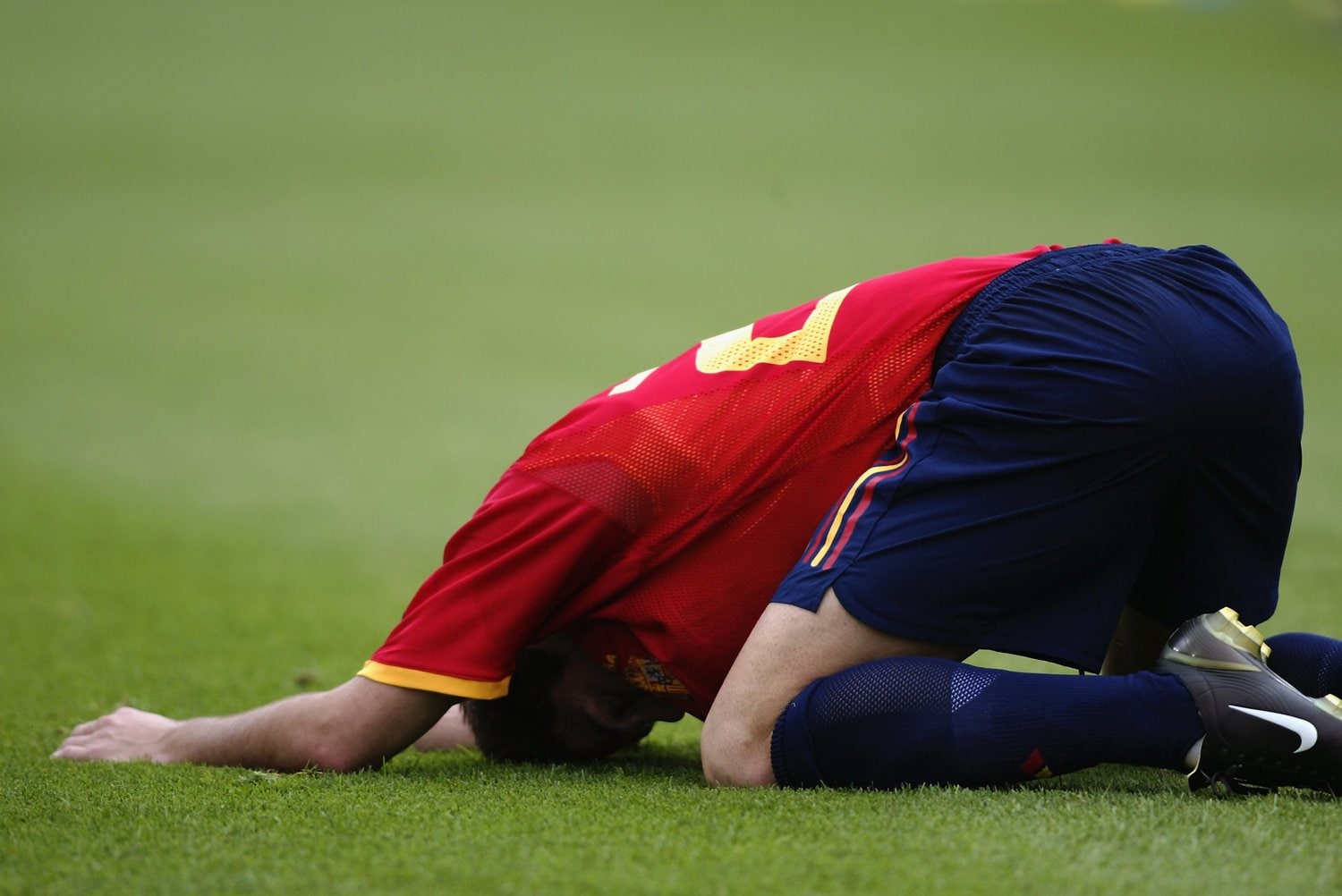 その準々決勝韓国戦でPKを外し、落胆するホアキン　©Getty Images