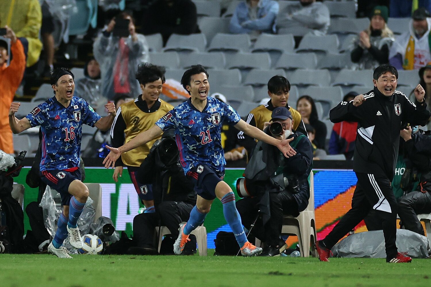 先制点は守田英正→山根視来→三笘薫という「川崎フロンターレ勢」の連携で奪ったものだった ©Getty Images