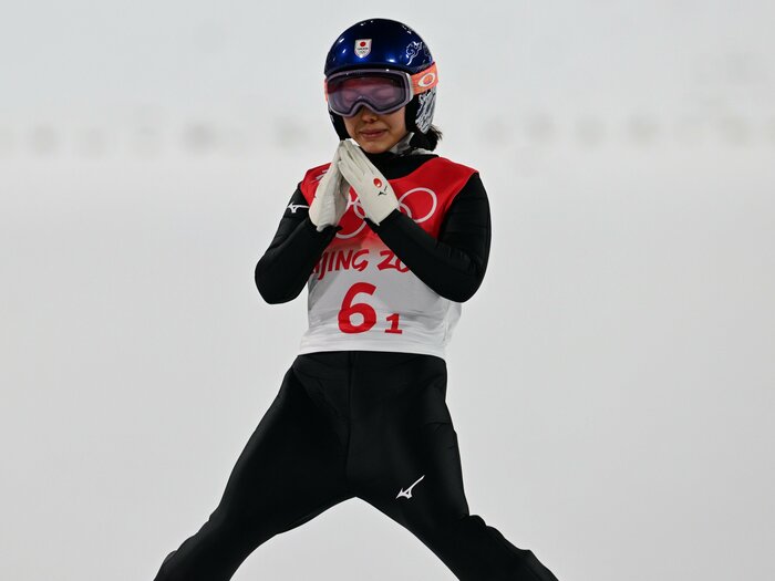 「やっぱりなんかやってたかと…」ジャンプ日本代表スーツ職人が振り返る“スーツ・スキャンダル”の衝撃…でもルール改正は「日本潰しとは思わない」＜Number Web＞ photograph by Naoya Sanuki／JMPA