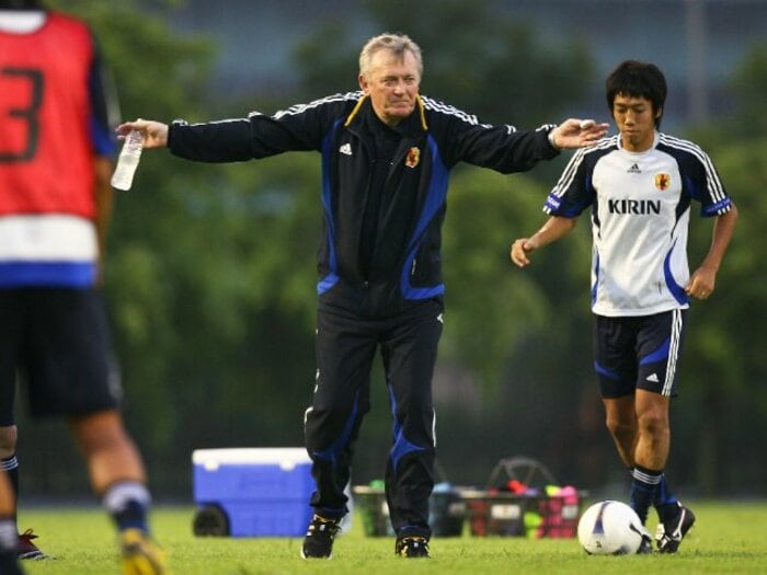 「オシムさんに『ブラボー！』と言ってほしくて」中村憲剛が振り返る“オシムジャパンで学んだこと”「飛躍的に伸びている実感があった」＜Number Web＞ photograph by AFLO