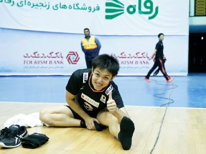 〈追悼〉がん公表から1年…藤井直伸、31歳で逝く「目指すのはパリ五輪ですよ」病室でも妻とバレーボールを…仲間に愛された男の最期＜Number Web＞ photograph by AFLO