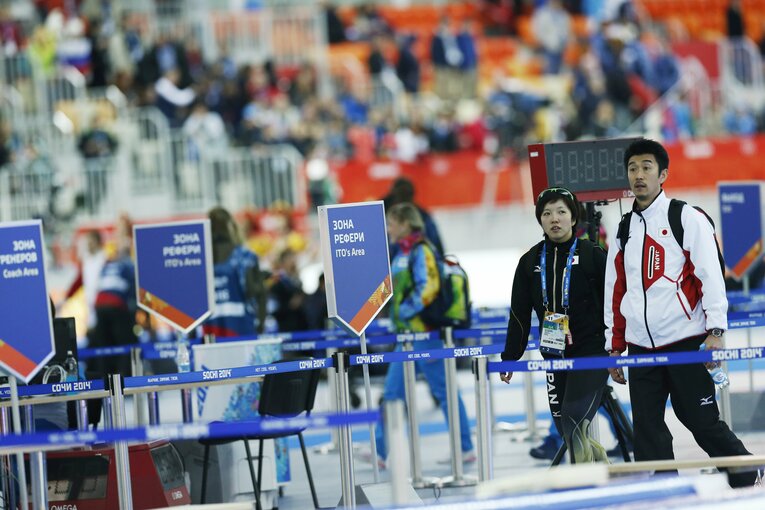 2014年ソチ五輪。結城匡啓コーチと　©JMPA 