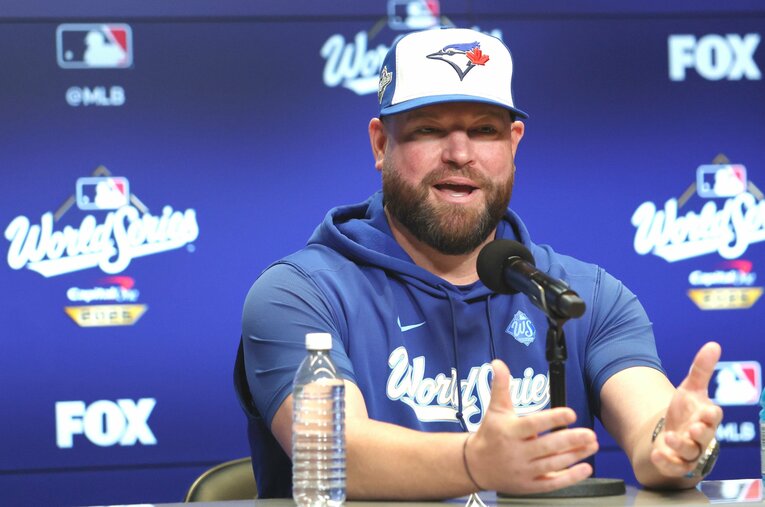 第7戦までもつれたワールドシリーズでドジャースに敗れたブルージェイズのジョン・シュナイダー監督 ／ photograph by JIJI PRESS