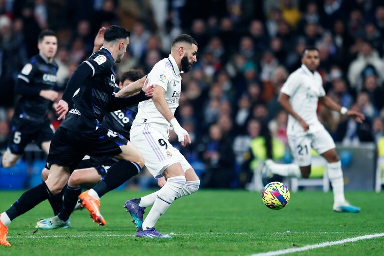 「クボのソックスに穴が！」バルサに続きマドリーも“久保建英が脅威”だった…現地撮影で感じた出色の貢献「クロースが苦虫を」(39)