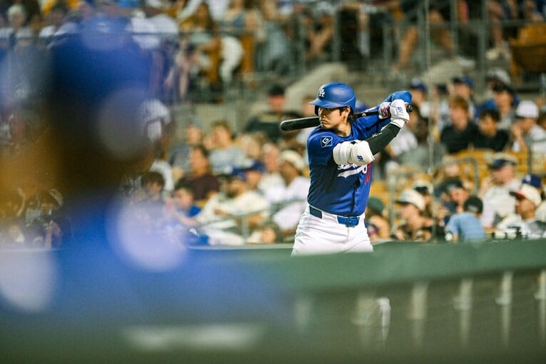 【Number現地撮影：大谷翔平の愛される日々】ドジャース再合流後の試合での大谷（写真は右に続きます）　©Nanae Suzuki
