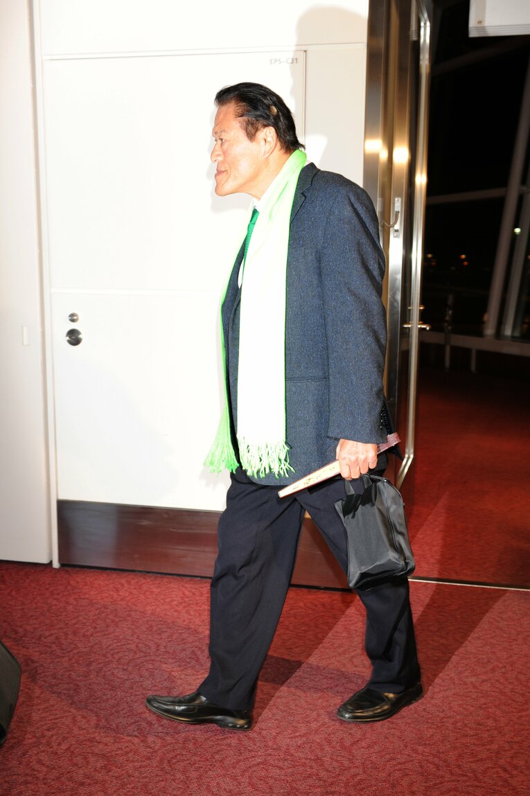 2013年、北朝鮮から帰国したアントニオ猪木　©Mami Yamada