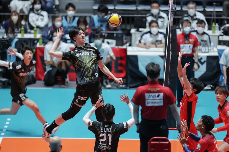 ウルフドッグス名古屋 王東宸　©︎V.LEAGUE
