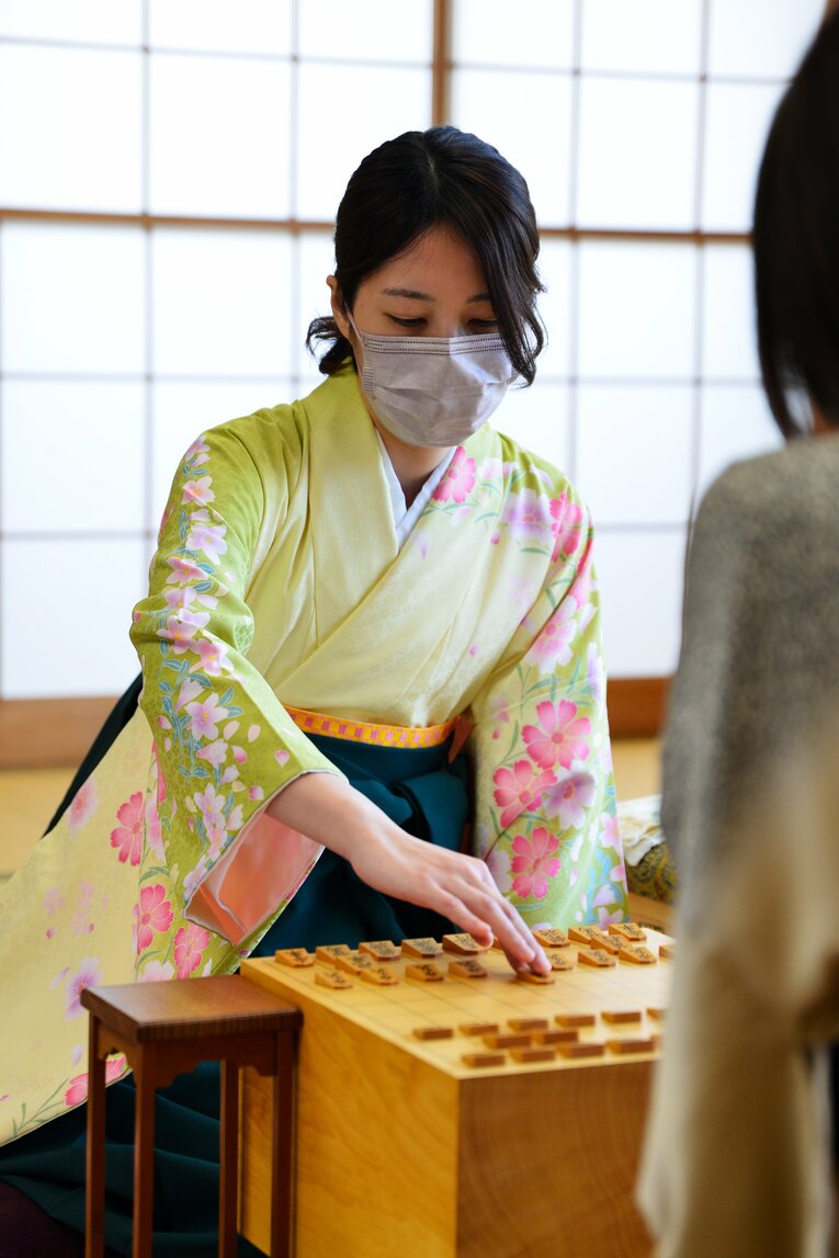 里見香奈女流四冠（30歳）。写真は5月30日のマイナビ女子オープン第3局　©日本将棋連盟