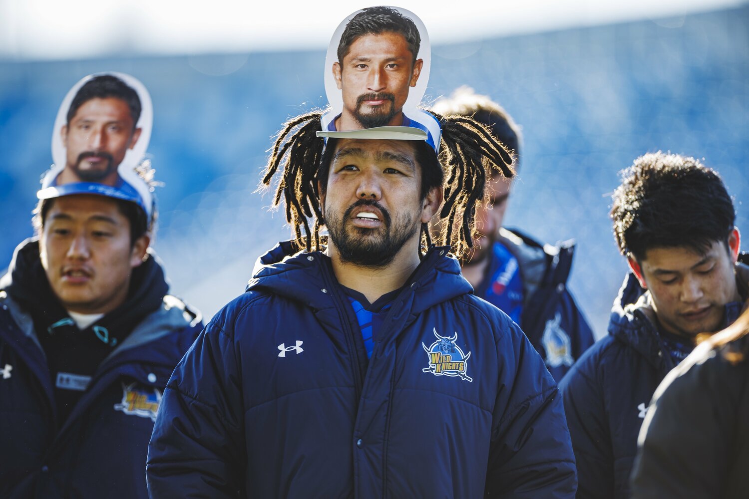 引退を発表した内田啓介の顔写真を装着　©︎Kiichi Matsumoto