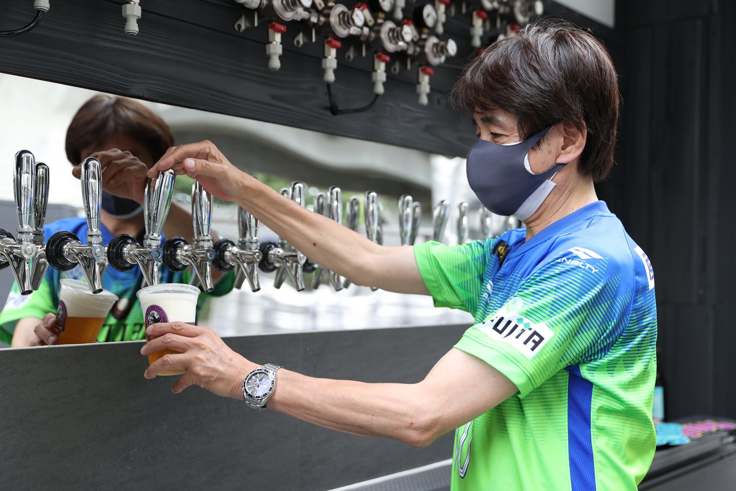 自身で設計したビアトラックは、それぞれのタップのガス圧も調整できる