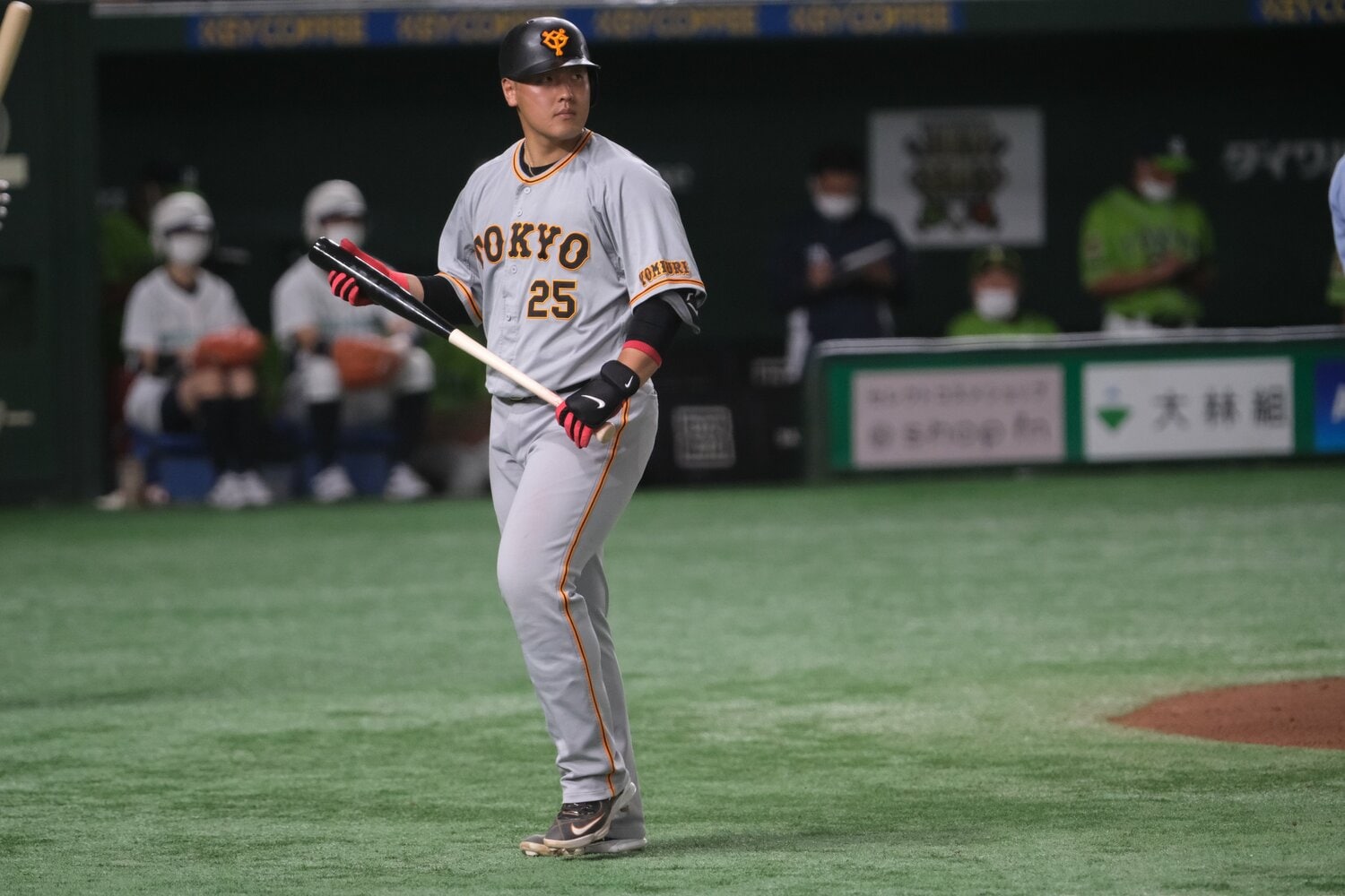 後半戦以降、なかなか調子が取り戻せない岡本 ©Naoya Sanuki