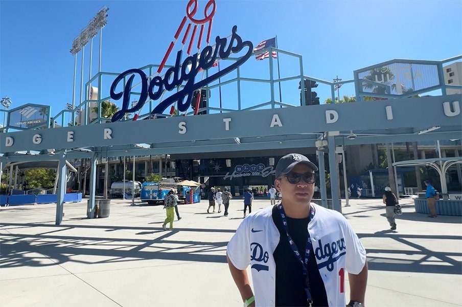 五十嵐亮太、15年ぶりのMLB生観戦。MLB公認のJTBツアーだからこそ体験できた「特別な時間」。＜Number Web＞ photograph by Ryota Igarashi