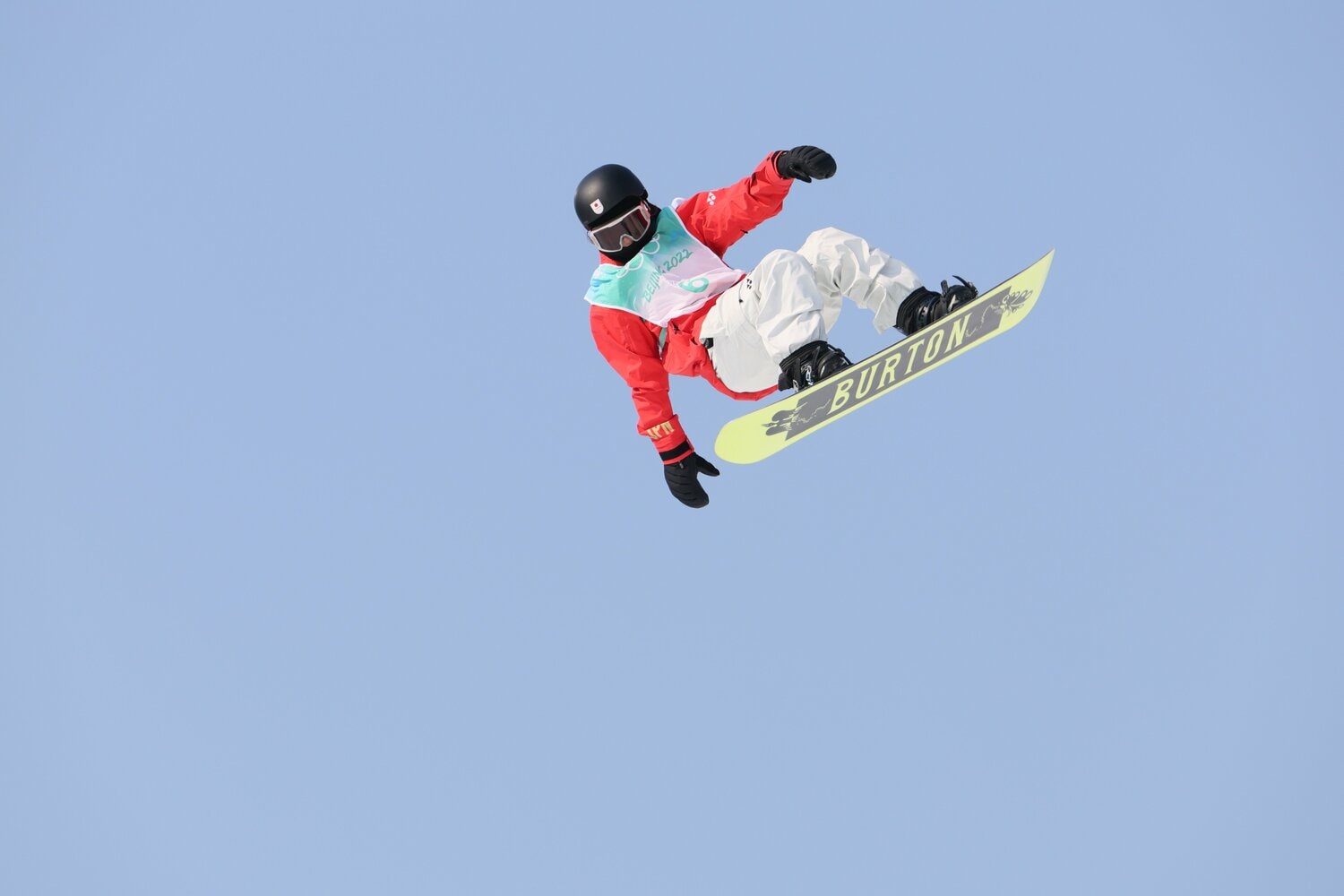 高さのある村瀬のエア　©JMPA