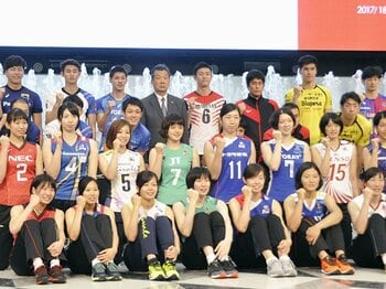 Vリーグは「ビジネス化」できるか。動き出した観客・広告の二本柱。＜Number Web＞ photograph by Kyodo News