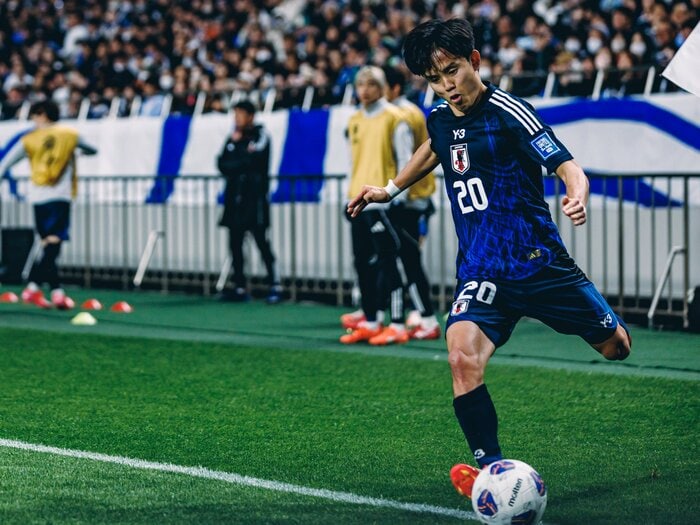 「名波浩コーチは日本代表で何を教えているの？」最速W杯決定の“縁の下の力持ち”コーチ陣の役割とは…「CKはクラブより代表がやりやすいくらい」＜Number Web＞ photograph by Kiichi Matsumoto