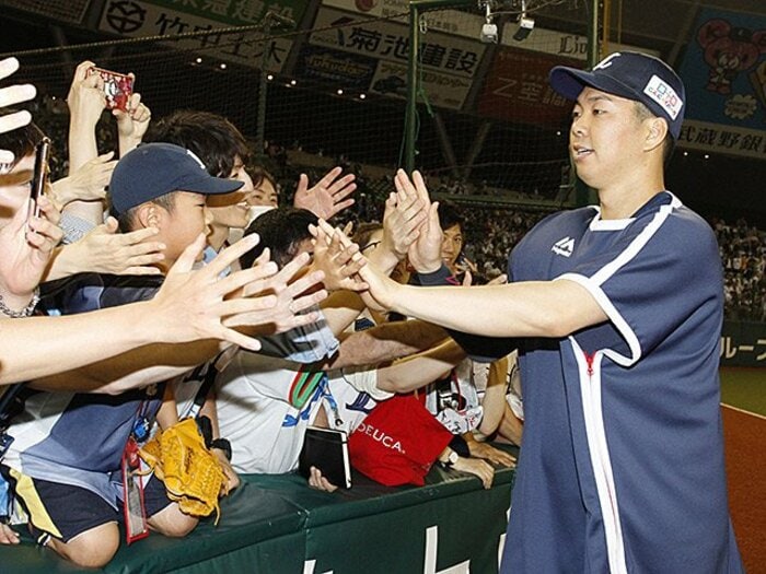 西武・十亀剣プロ8年目で50勝到達。“力まない投法”で生まれた安定感。＜Number Web＞ photograph by Kyodo News