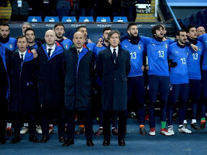 イタリア代表と“耽美主義”の血筋。異端者ゼーマンの弟子に託す復活。＜Number Web＞ photograph by Getty Images