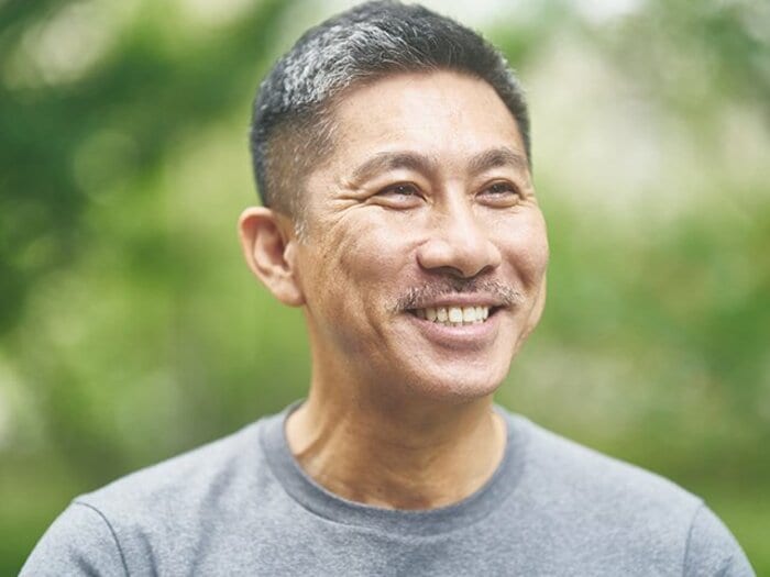 「いま水割り飲んだでしょ!」前園真聖47歳を救った“恩人”松本人志のひと言《ワイドナショーという転機》――マイアミの奇跡25年<Number Web> photograph by Yuki Suenaga