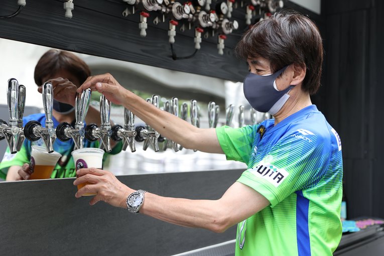 自身で設計したビアトラックは、それぞれのタップのガス圧も調整できる